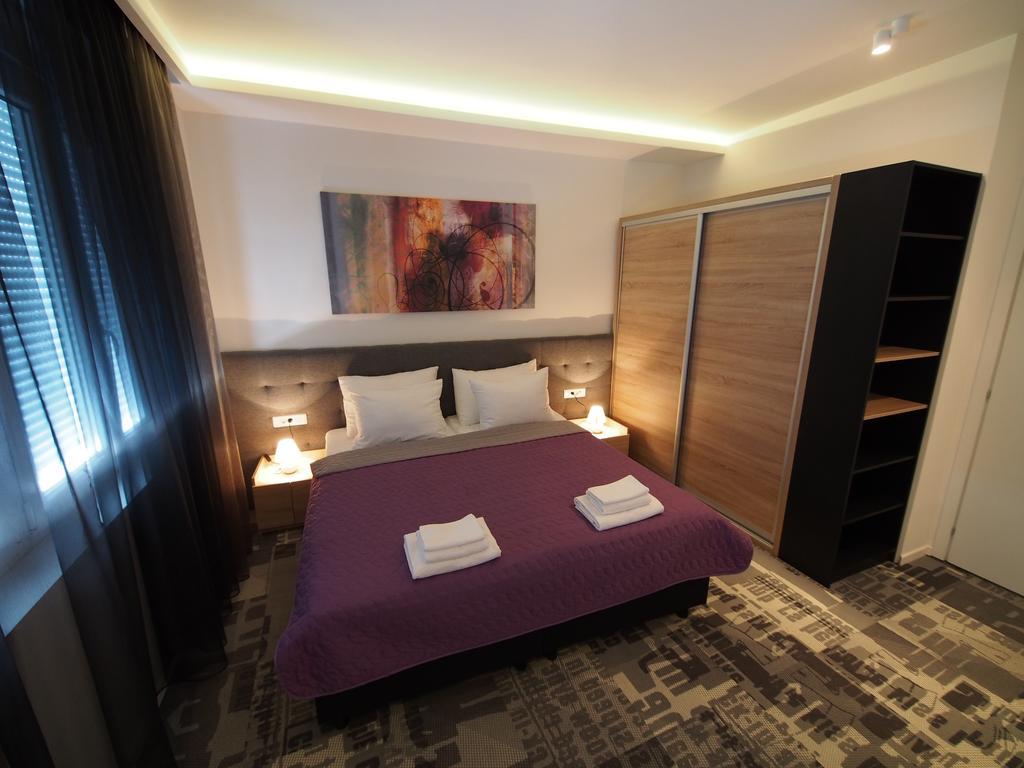 Decanska * Belgrade