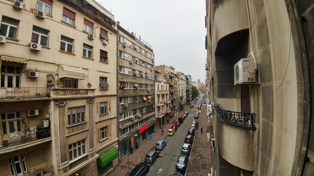 Апартамент Decanska *